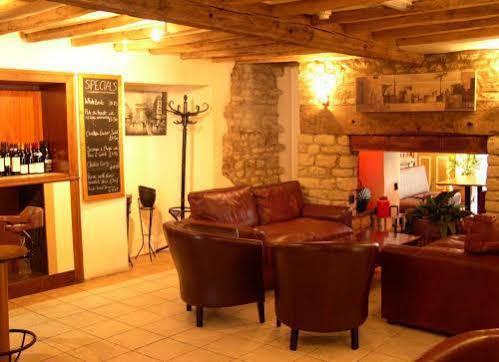 The Tally Ho Hotel - B&B Bicester Bagian luar foto